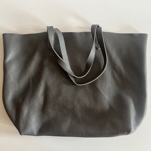 Cuyana Pebbled Leather Tote Bag Gray